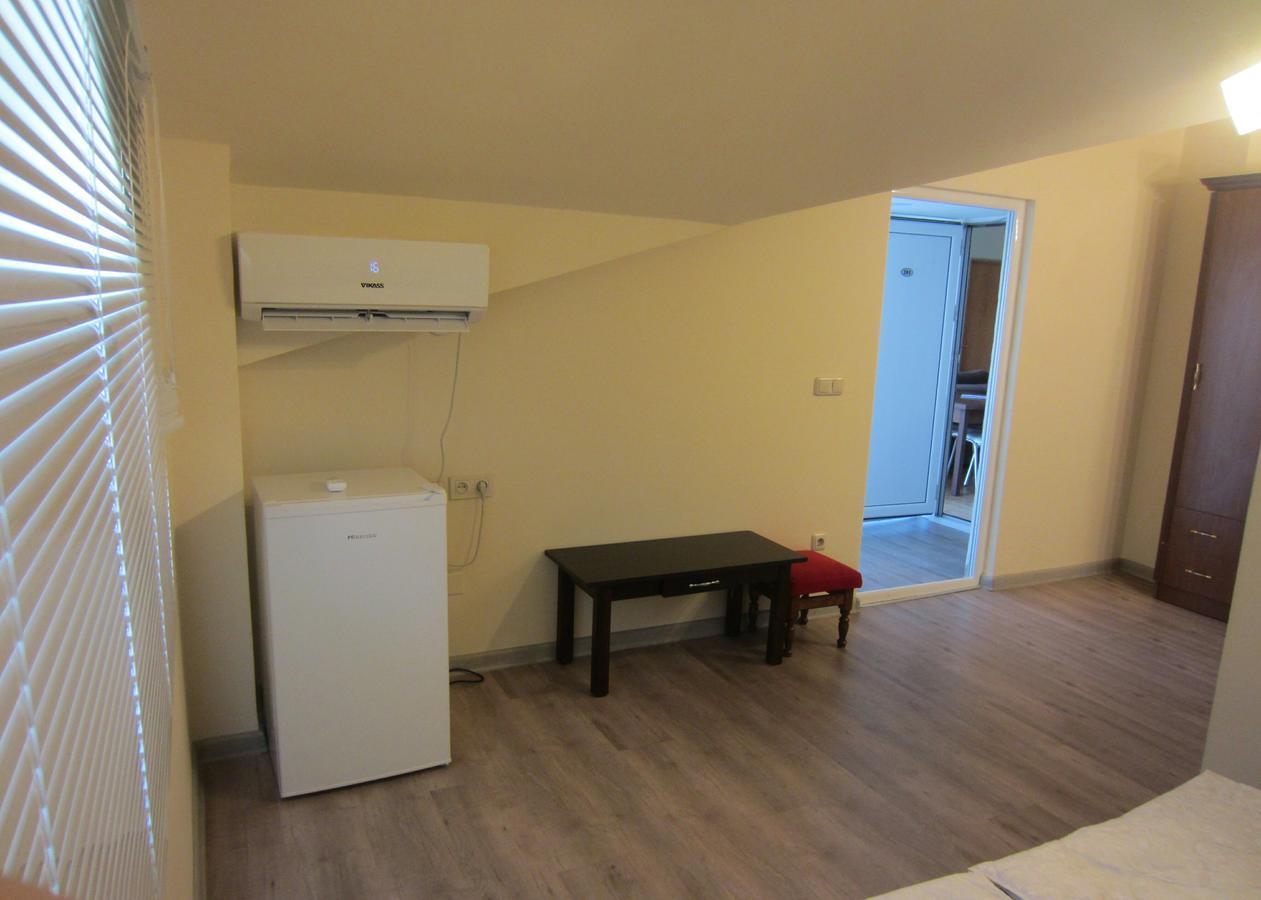 The Rooms Hostel Jerevan Exteriör bild