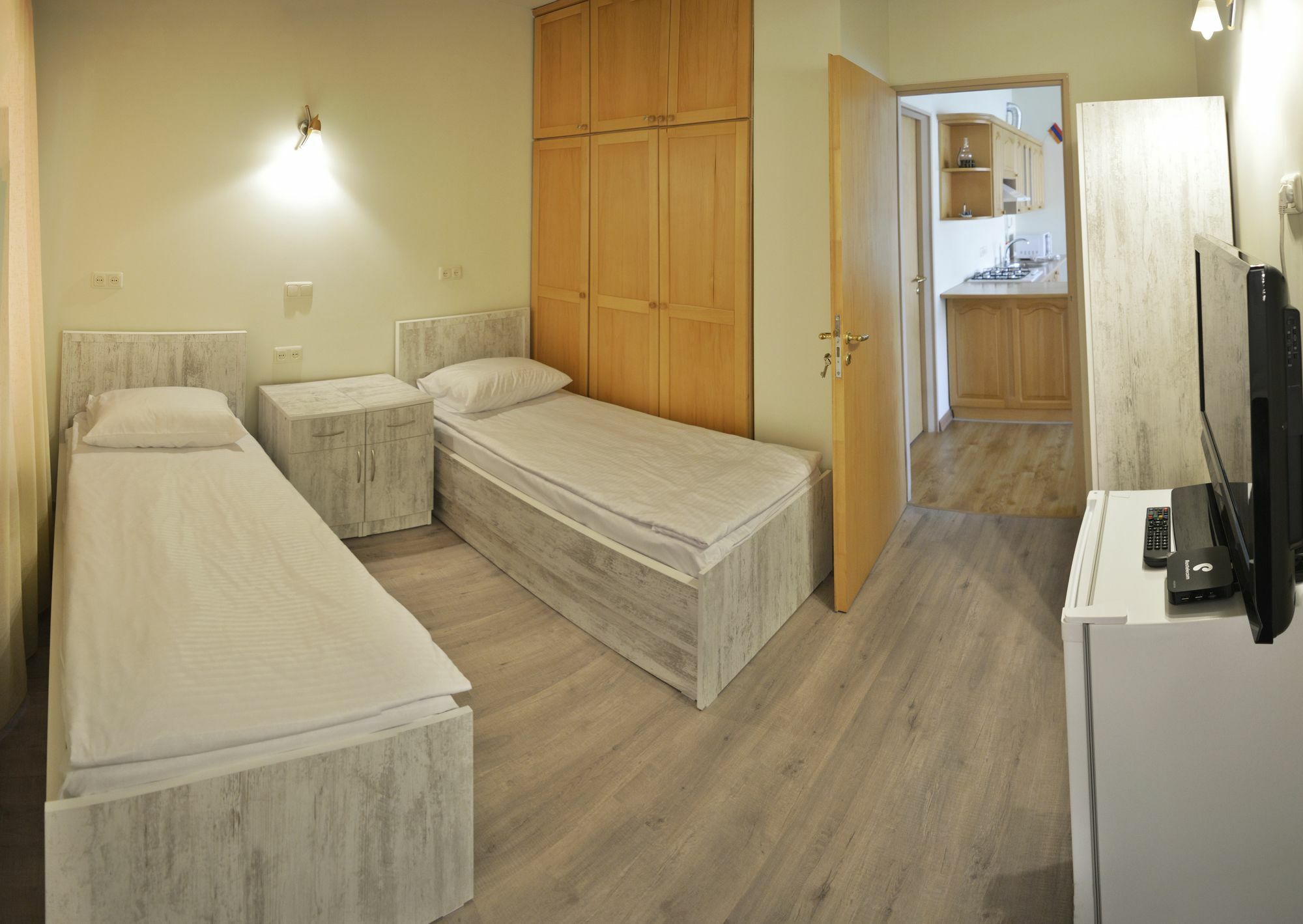 The Rooms Hostel Jerevan Exteriör bild